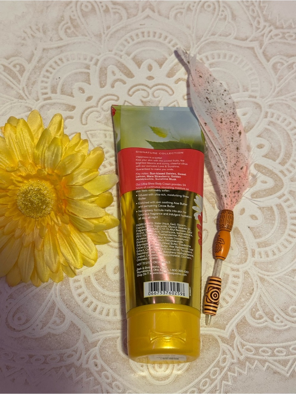 Bath & Body Works Love & Sunshine Hand Cream - Yellow & Red - Picture 4 of 7